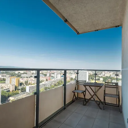 All-in Skyline Apartmán *