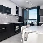 All-in Skyline Apartamento Bratislava